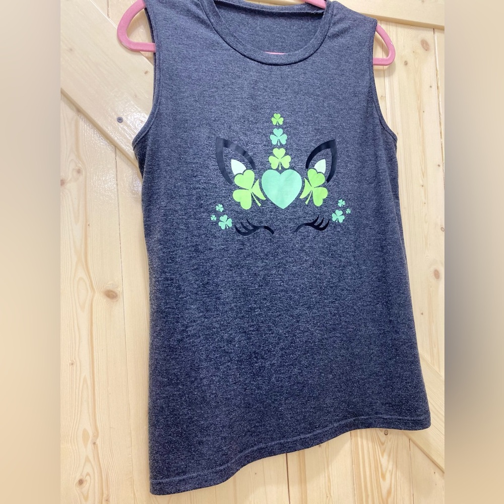 ❤️❤️Green & Grey Princess Unicorn Sleeveless Tee Shirt - Picture 2 of 5